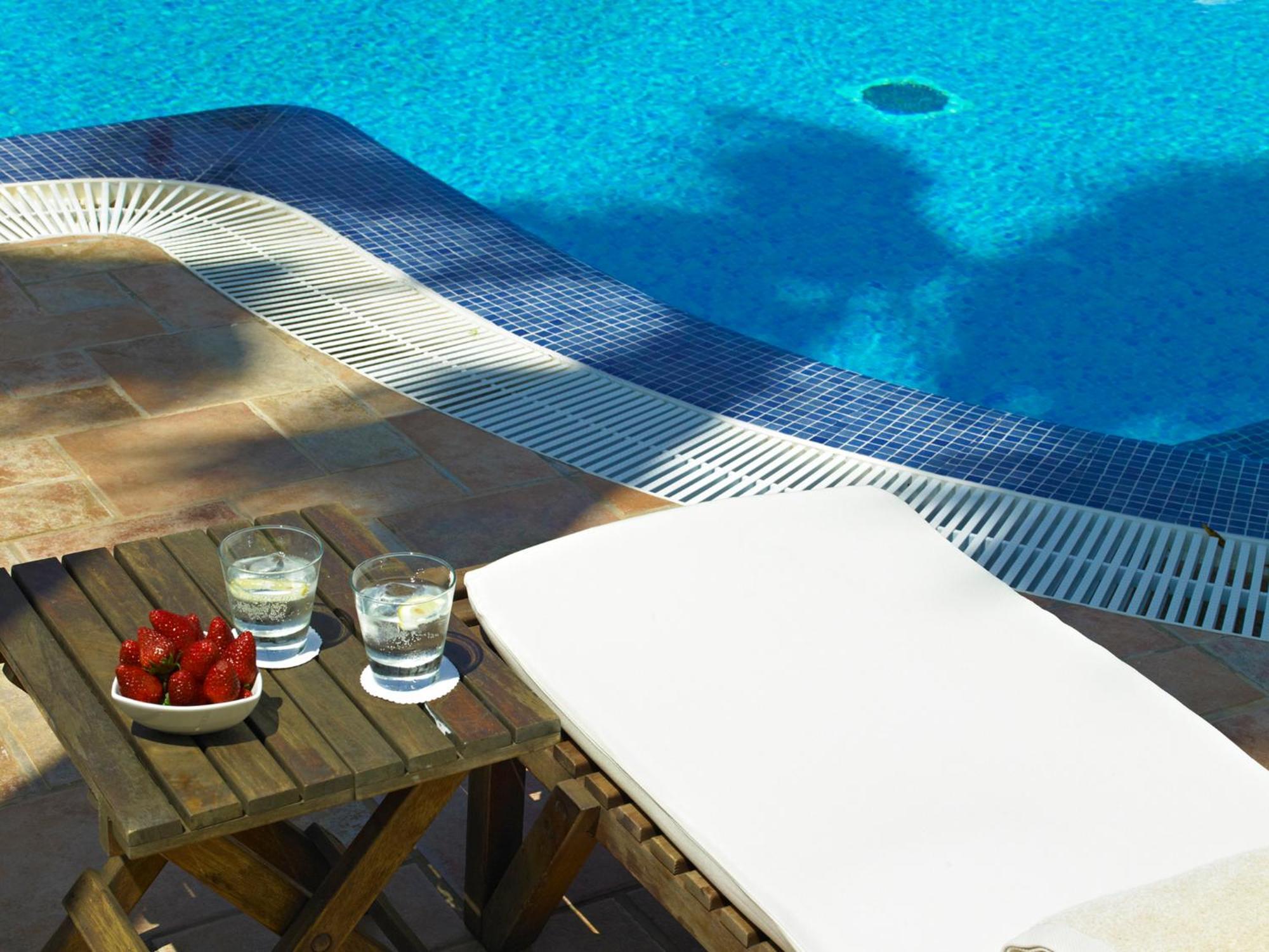 Hotel Cala Sant Vicenc - Adults Only Cala de Sant Vicenc Exterior foto